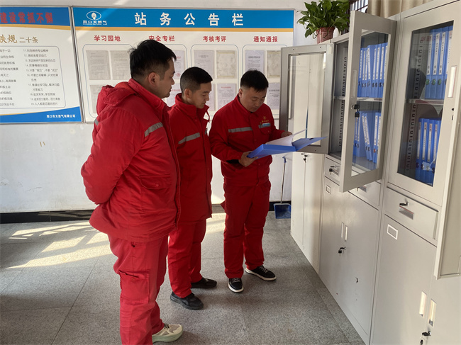 1737426067190850.jpg 许春雷、李红岩分别带队 (3).jpg